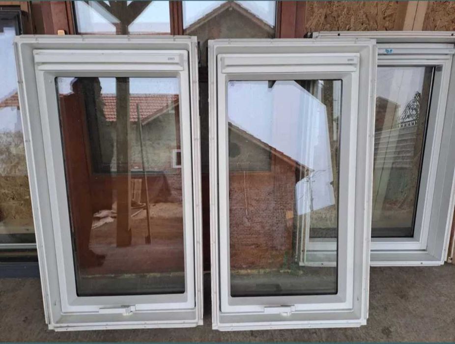 Geamuri velux premium  +Rama etansare [ TABLA ]