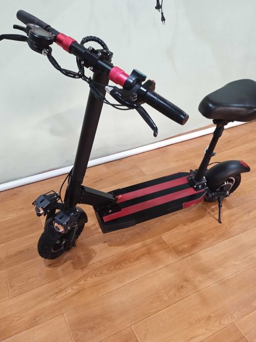 Продам электро самокат   SKILLMAX
