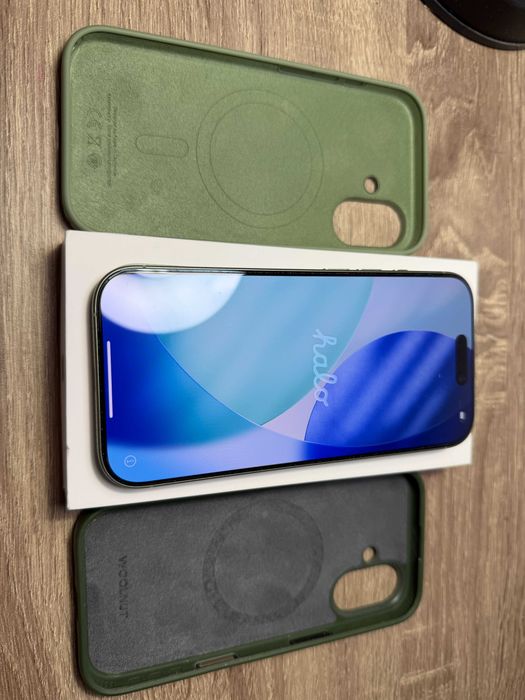 Vand Iphone 17 256GB verde Sage