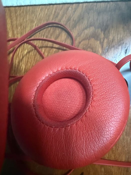 Caști cu fir Beats