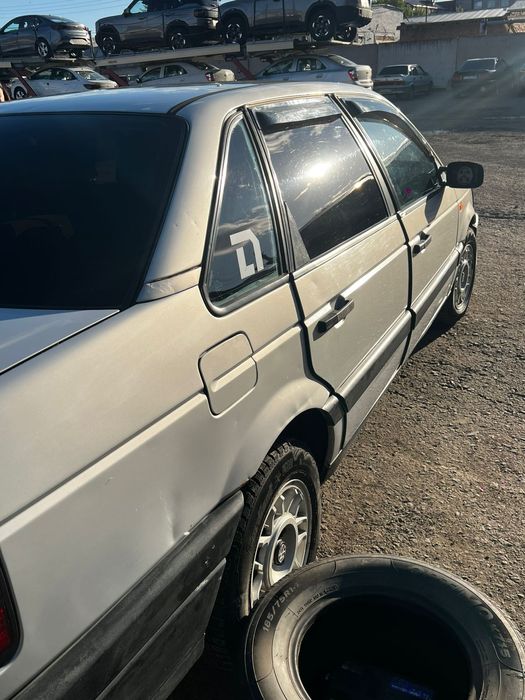 Продам автомобиль VW Passat b3