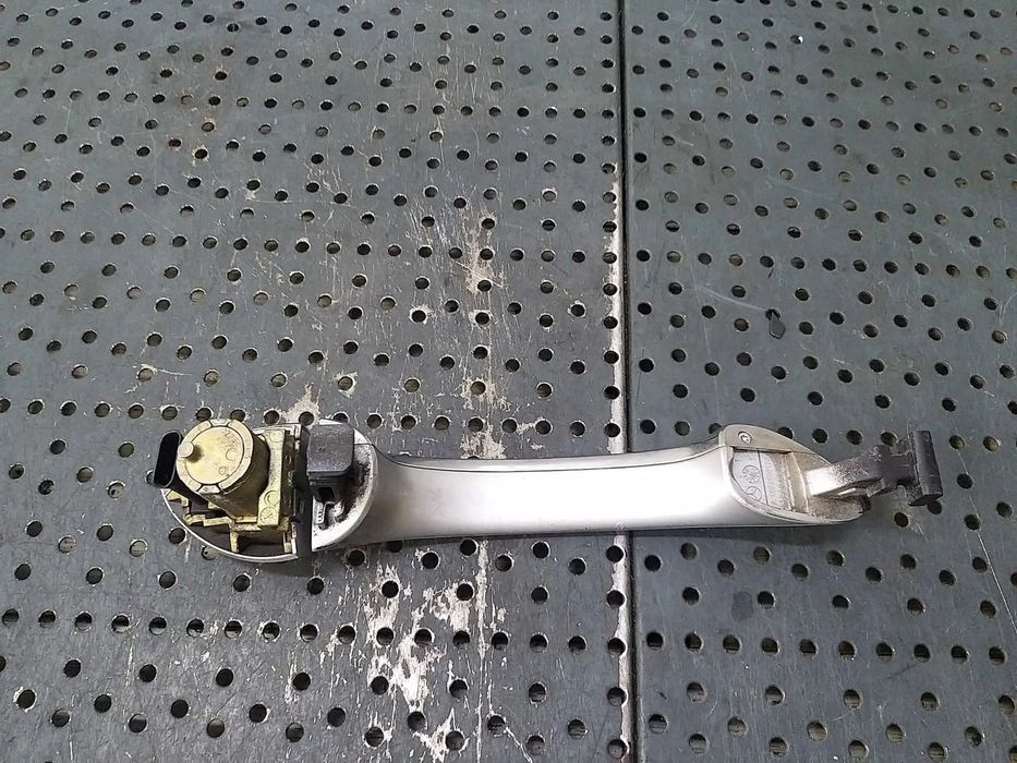 Maner usa stanga fata mercedes b class w245 a1697600170