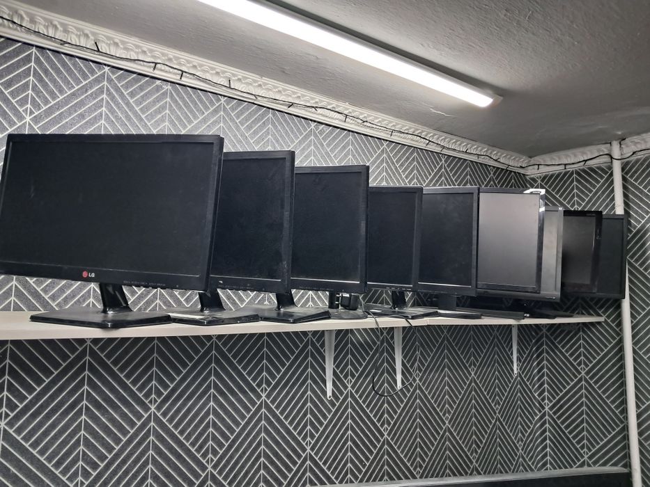 Мониторы от 17 дюймов