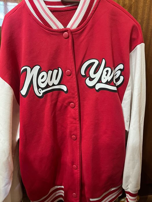 “Продавам чисто ново дамско горнище!