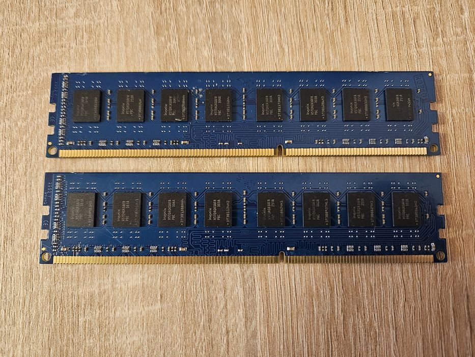 Kit memorii 2x 8GB DDR3 1600Mhz Hynix dual channel