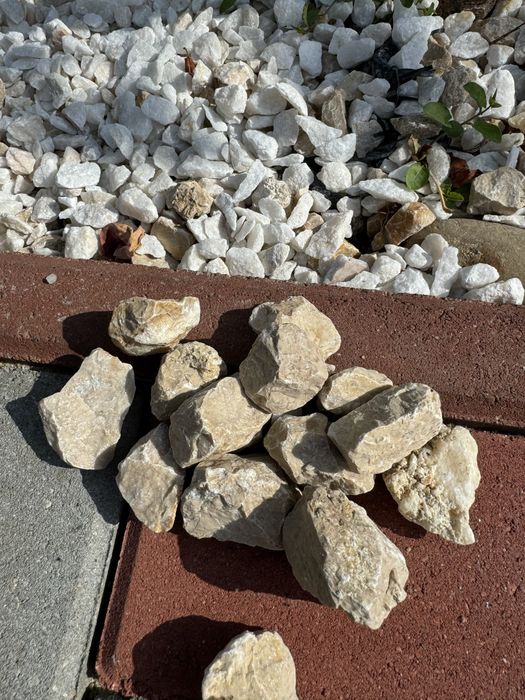 Calcar,granit,marmura,piatra decorativa,nisip,piatra ,amestec,pamant