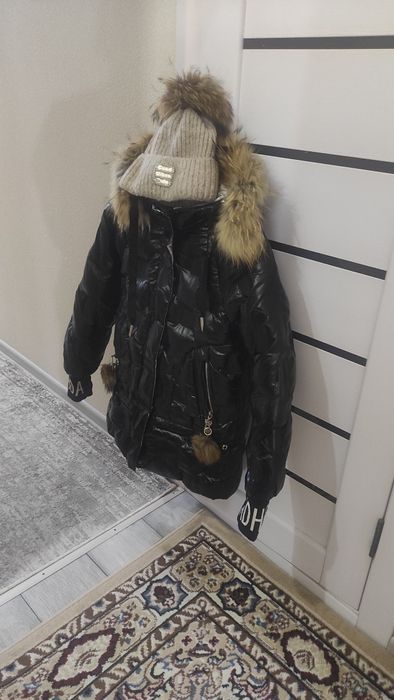 Пуховик на девочку