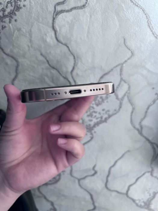 Айфон 16про сатам