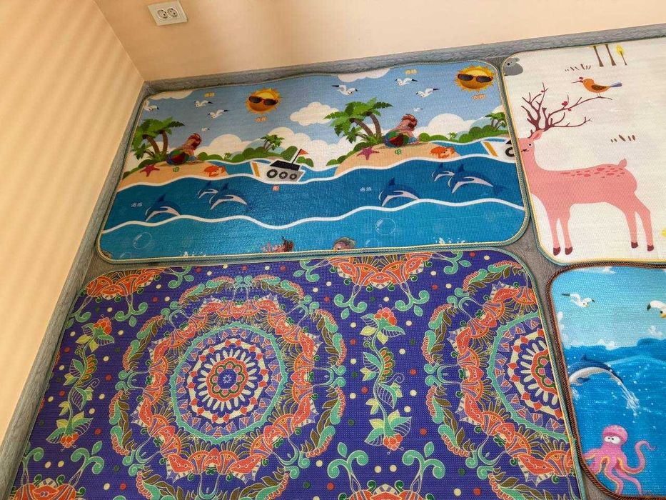Двусторонний мозаичный коврик для ползания детей — безопасный и яркий