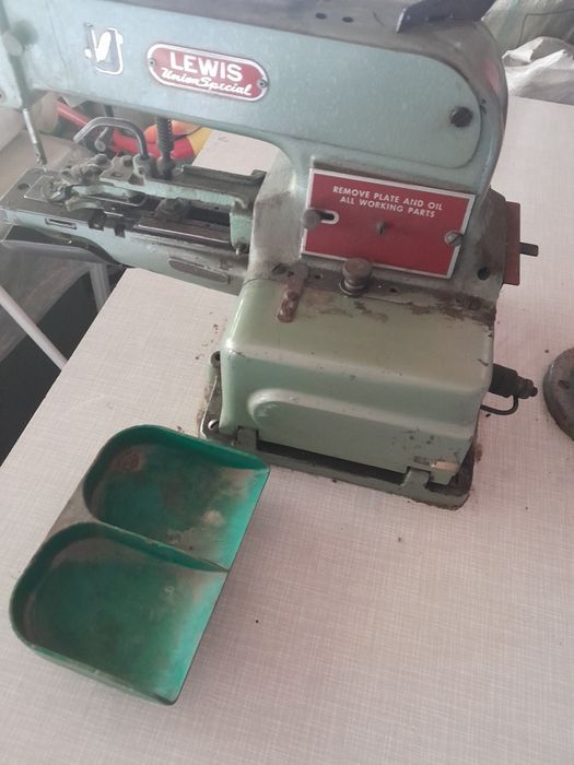 Masini de cusut idustriale