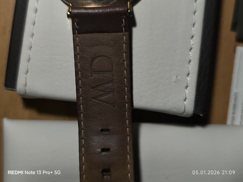 Часовник Daniel Wellington
