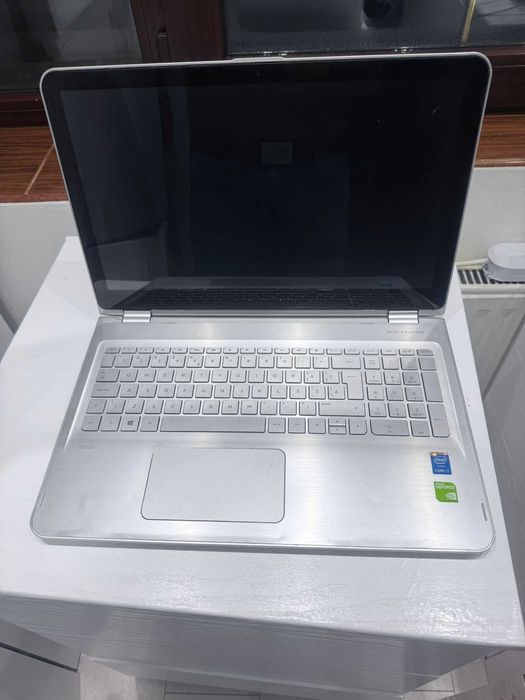 Laptop 2 in 1 HP Envy x360 15-W001NQ, Intel Core i7,touchscreen