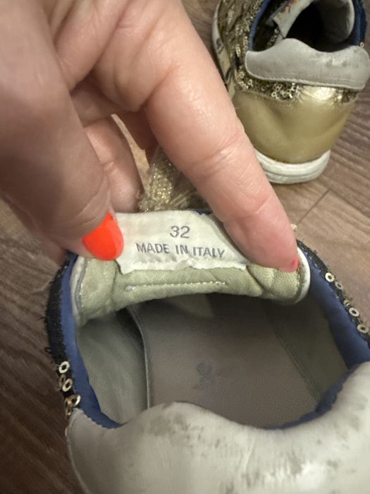 Кроссовки премиата 32 размер