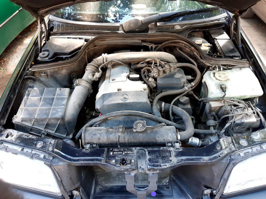 Части за w202 Мерцедес с180 Mercedes c180