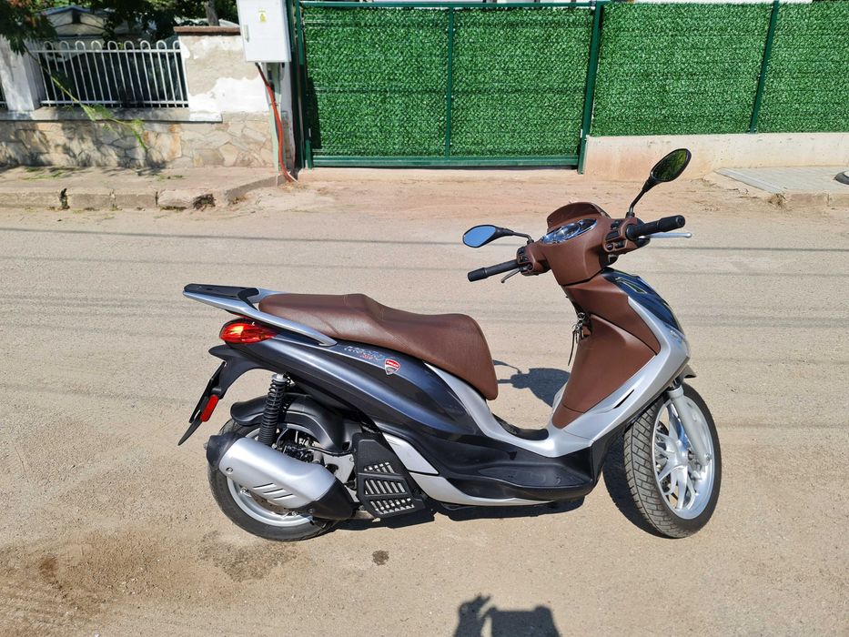 Piaggio Madley 125i