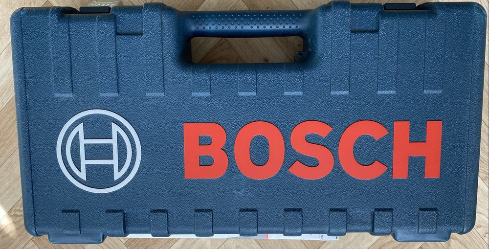 Сабельная пила Bosch GSA 1300 PCE