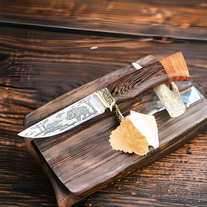 Ловен нож за дране подходящ за ловец туризъм къмпинг