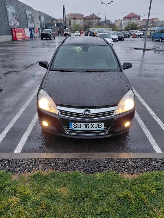 Opel Astra H 1.9 automata