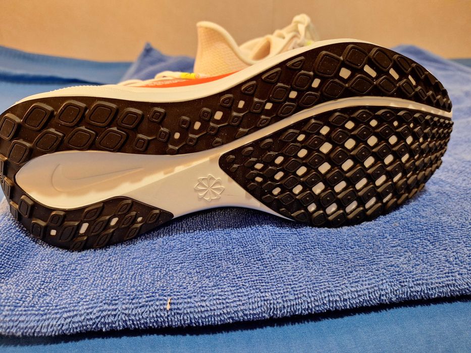 Дамски маратонки Nike Air zoomx