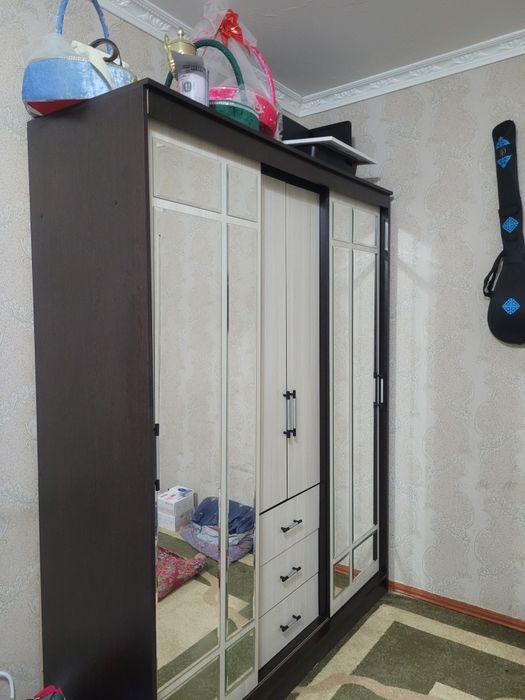 Срочно!! Шкаф в отличном состоянии