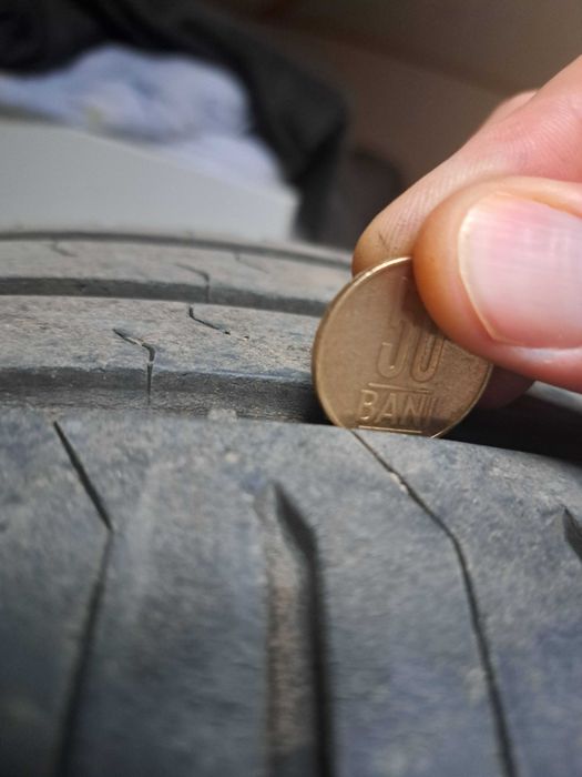 4 buc Continental Eco Contact 5 (195/65 R 15]