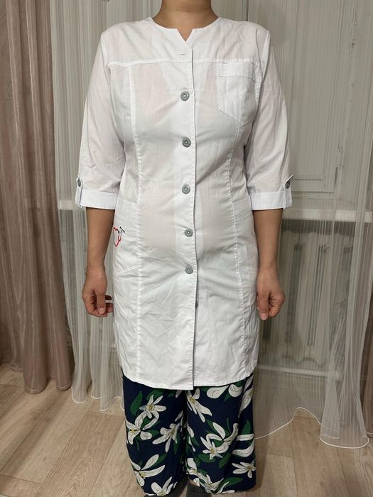 Медицинский белый халат