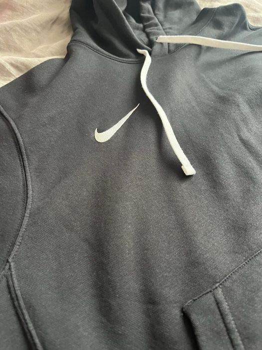 Чисто нов екип NIKE