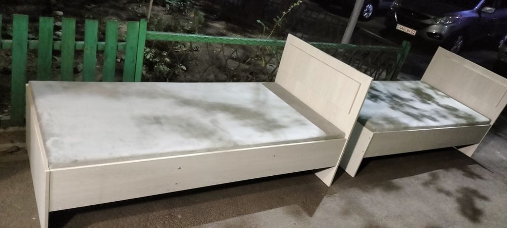 Кровать одинарные