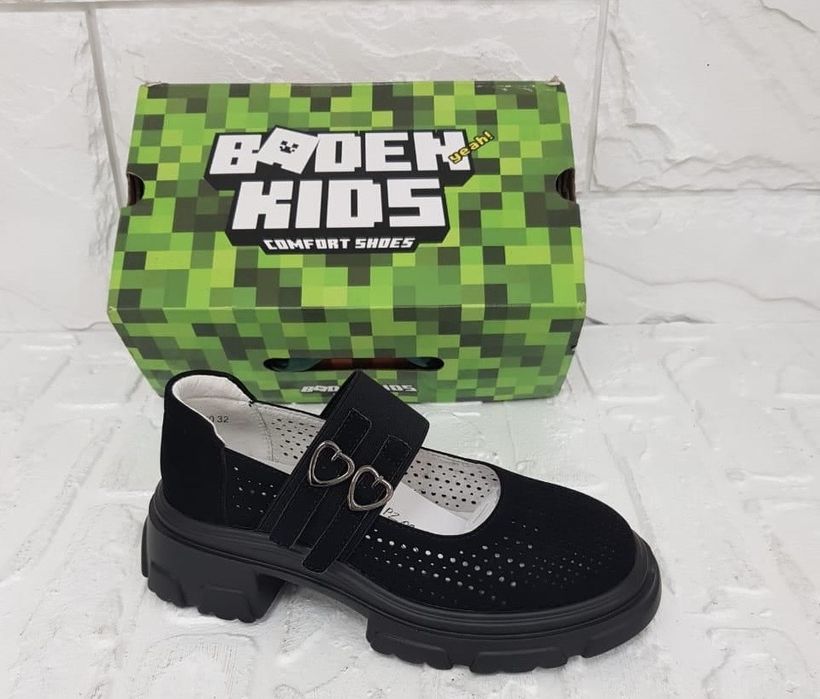 Кроссовки новые.