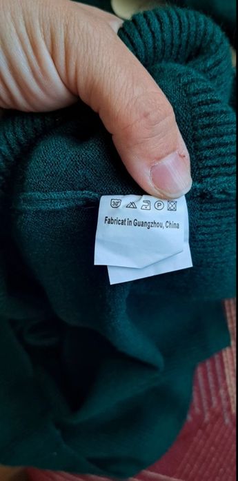 Pulover lung, rochie tricotata