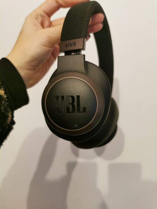Casti JBL LIVE 650btnc
