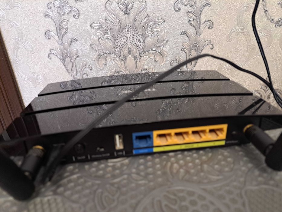 Вай фай роутер TP-Link TL-WDR3500