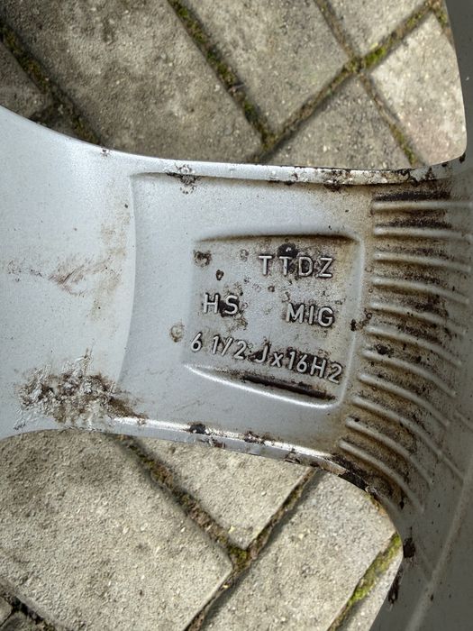 Jante + Cauciucuri iarna 215/65/16 5x112 ET 33 Volkswagen/Audi/Skoda