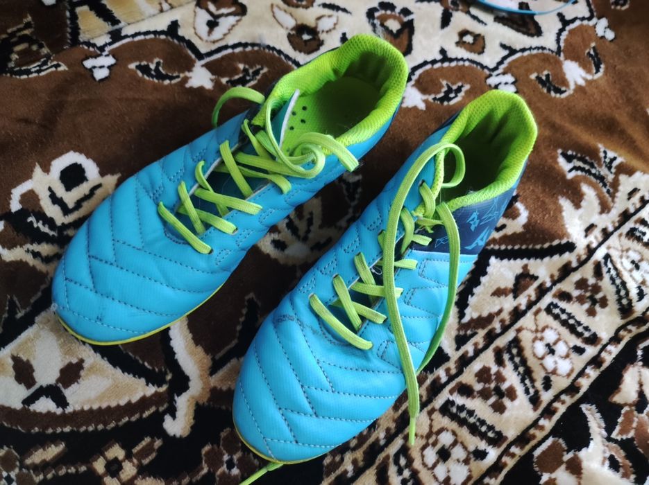 Футбольные бутсы