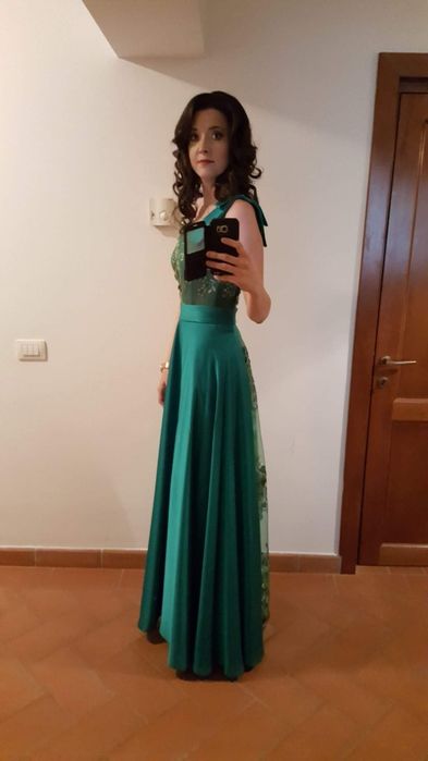 Vând rochie de seara