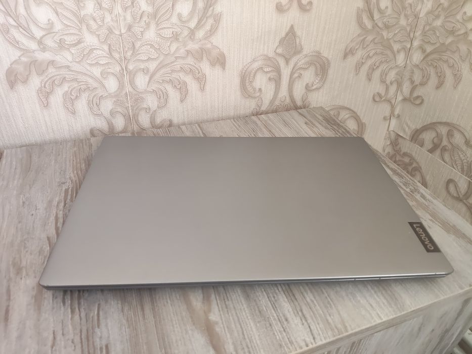Lenovo AMD A6 laptop