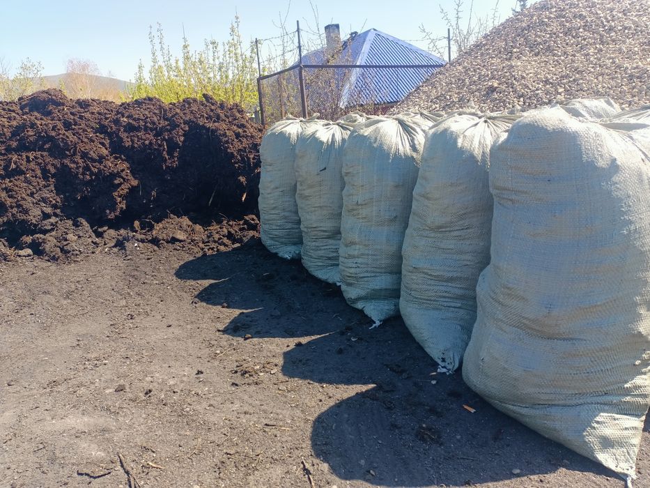 Чернозем перегной в мешках