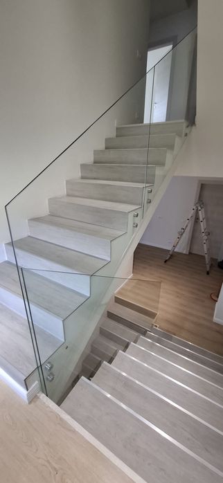 Balustrade din sticlă securizată