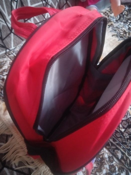 Рюкзак для девочки.