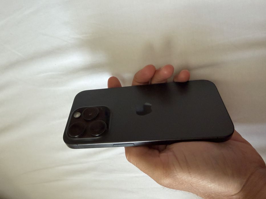Iphone 15 pro , stare foarte buna