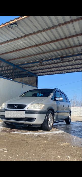 Opel Zafira - 7 locuri