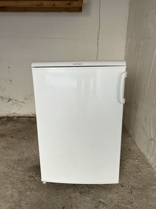 Frigider Negociabil.