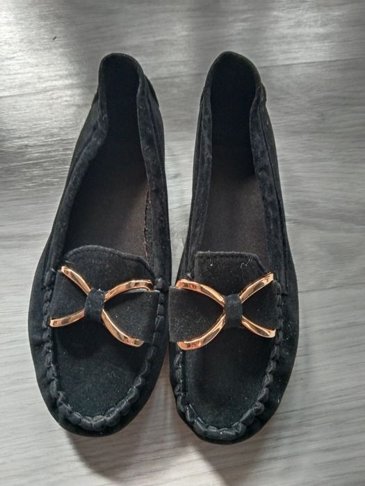 Продам женские балетки