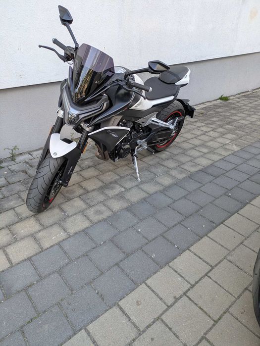 motocicleta cfmoto 800 nk