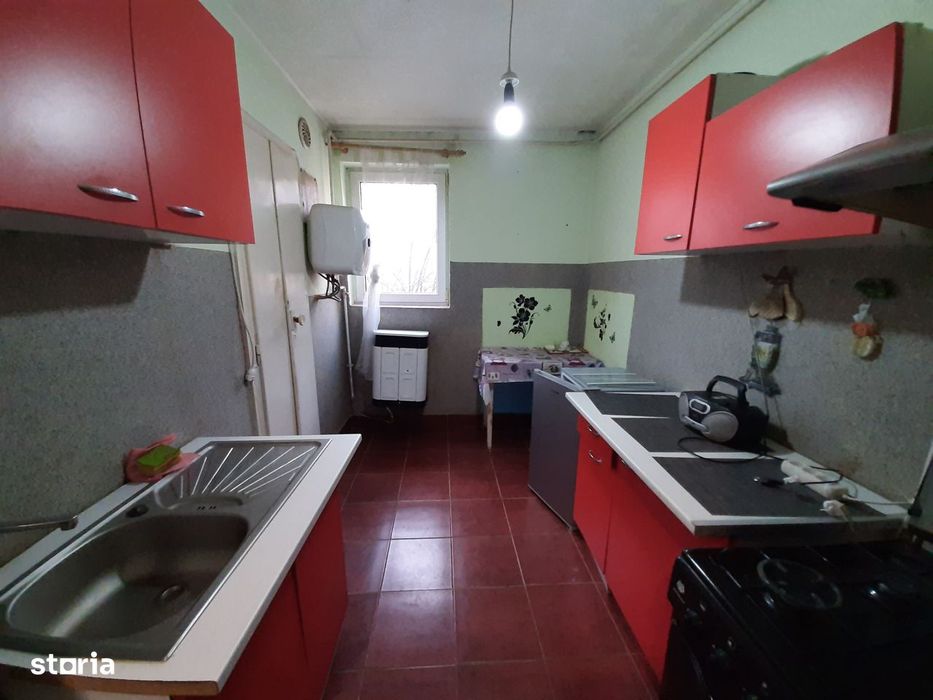 Vand apartament 2 camere, Etaj 1, semicentral, Calea Traian, Satu Mare