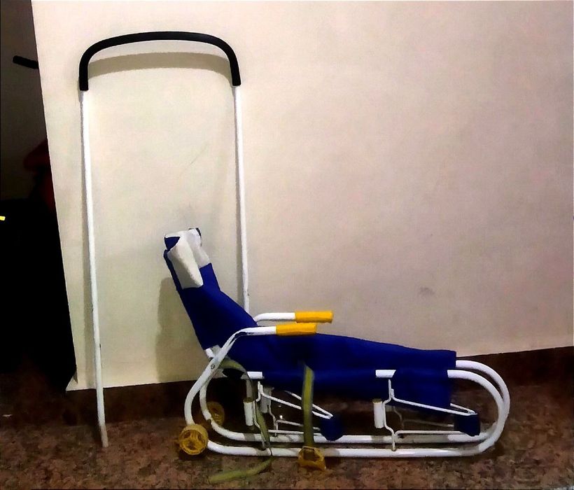 Санки с колёсиками, складные