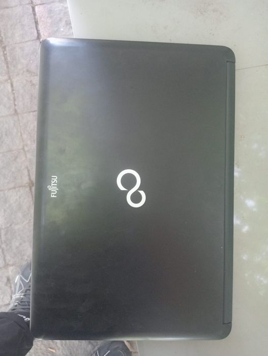 Ноутбук Fijitsuu