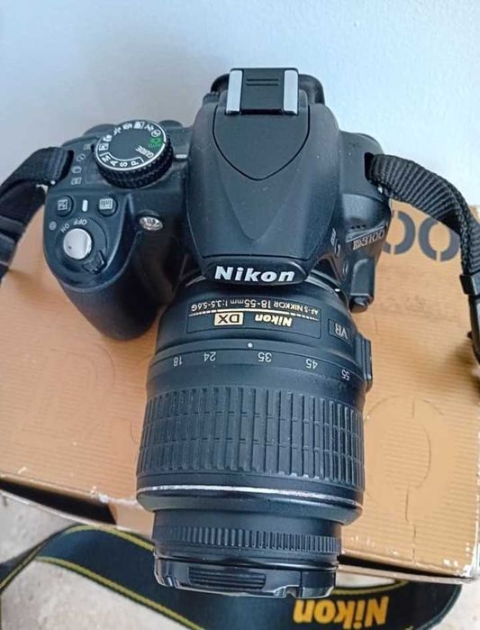 Nikon D3100 cu geanta transport
