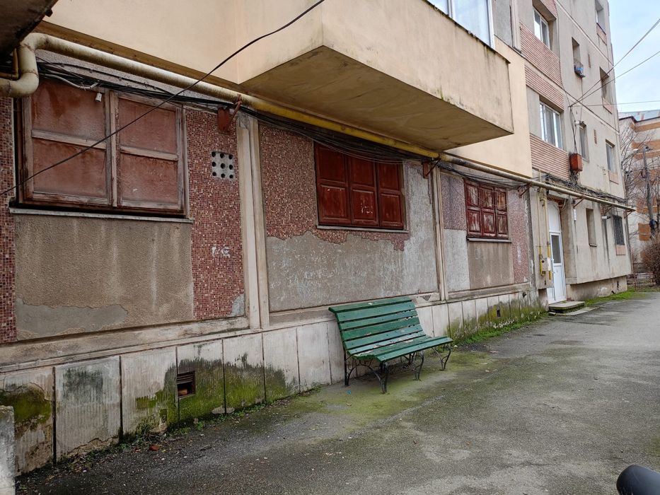 Vand apartament 2 camere Zimnicea