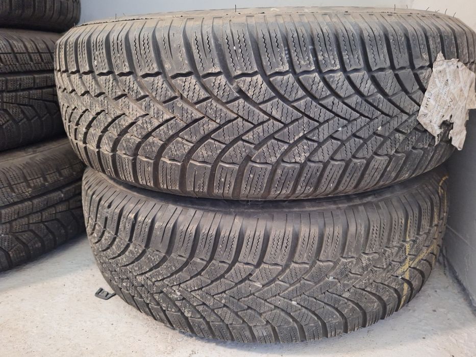2бр. Зимни гуми 17 цола 215/65/17 BRIDGESTONE BLIZZAK LM 005